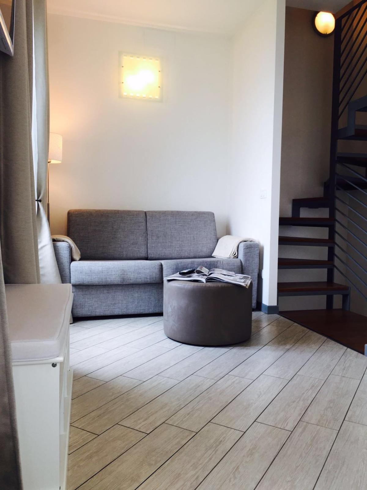 Apartamento Residenza Le Camelie Oggebio Exterior foto